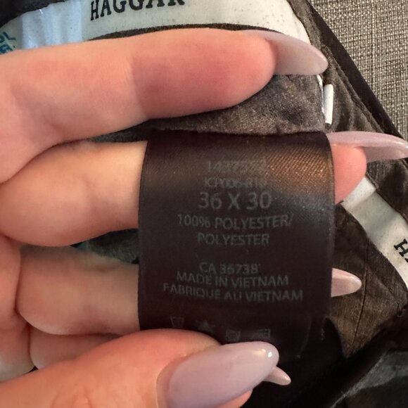 Haggar Black Cool 18 Men's Dress Pants (36 x 30) - Picture 4 of 4